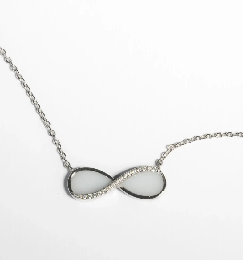 Collana Infinity