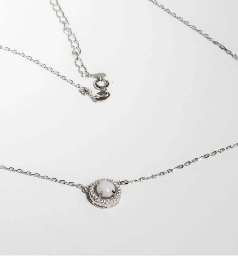 Collana Round
